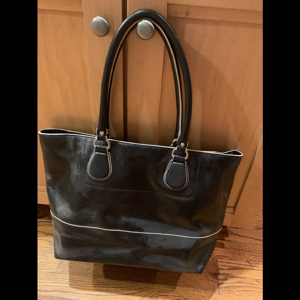 Banana Republic leather tote. Never used.